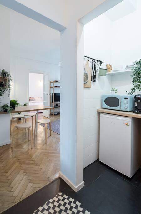 Downtown Cozy Old Town Apartment Bucharest